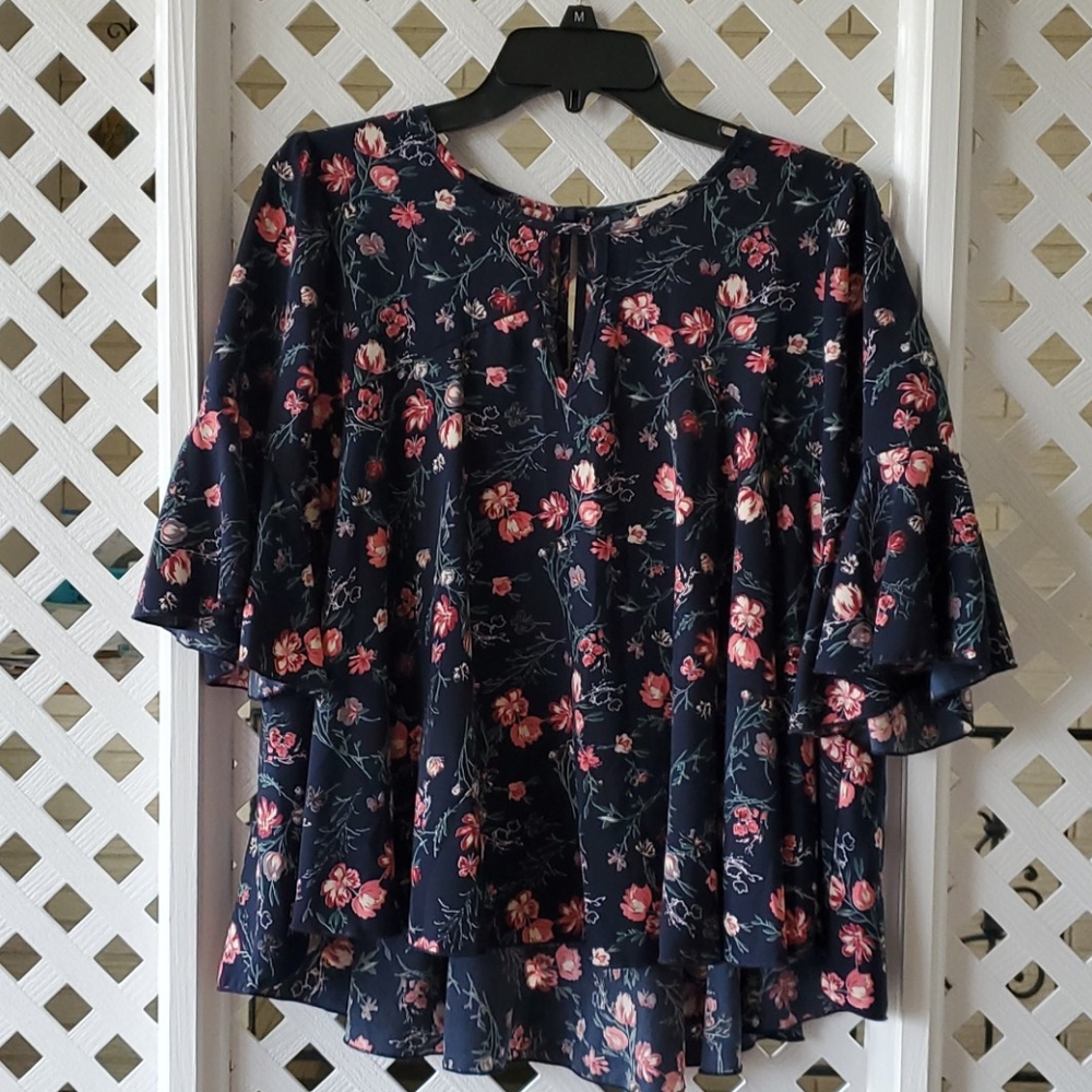 Floral Top - Picture 1 of 6